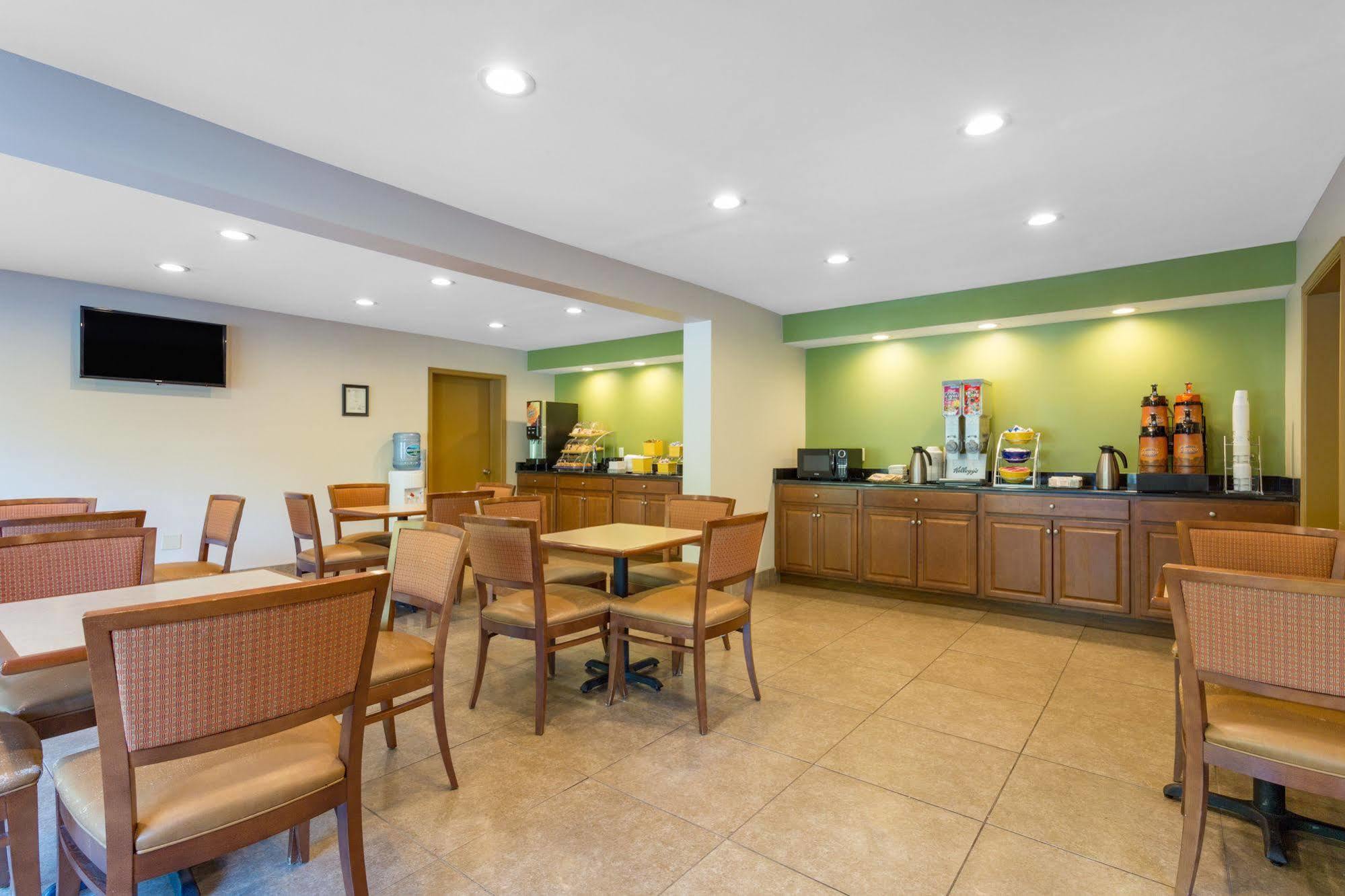 Days Inn By Wyndham לקסינגטון מראה חיצוני תמונה